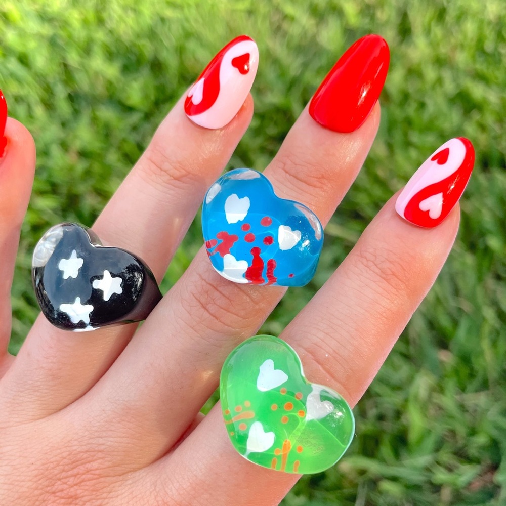 Heart Lucite Ring Collection - Picture 1 of 3